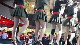 医師はエレナ剃毛ブーツを調べ 女子 の  ...
