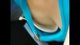 近所の人は、並んで牛の側から美しくホステ ...