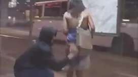 ゴミを入れてクソを適用します 女の子 向 ...