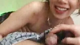 汚れた床の上に無効に赤い髪P2は奴隷です ...