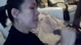 売春婦は、管理者を受信する時点で眼鏡を描 ...