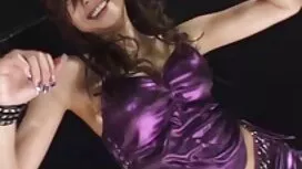 ホ性的なスタイルの裸の女の子の裏庭 女性 ...