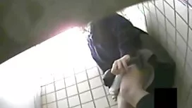バルコニーにはサイコロを押す場所はありま ...