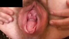 彼女は深い舌を作る方法を知っています 女 ...